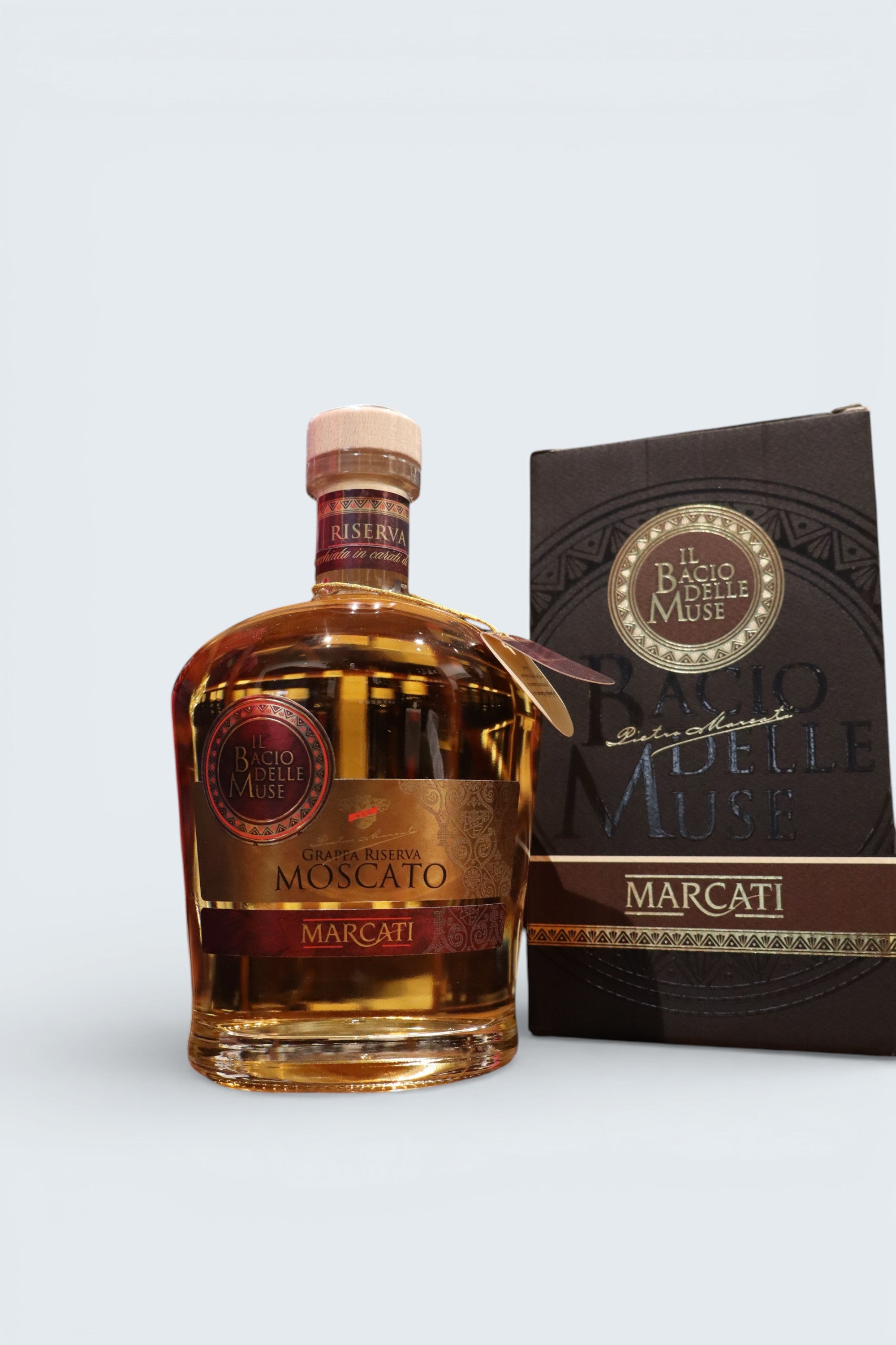 il bacio delle muse Grappa Riserva moscato